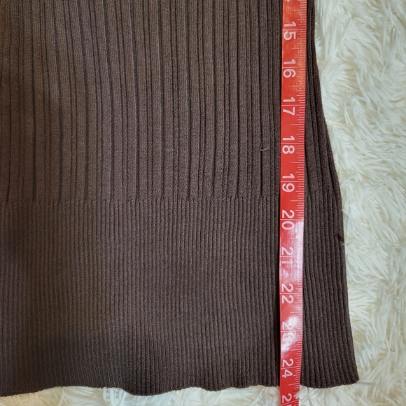 Catch My I Women Brown Ribbed Long Sleeve Turtleneck Sweater size M - Picture 4 of 4